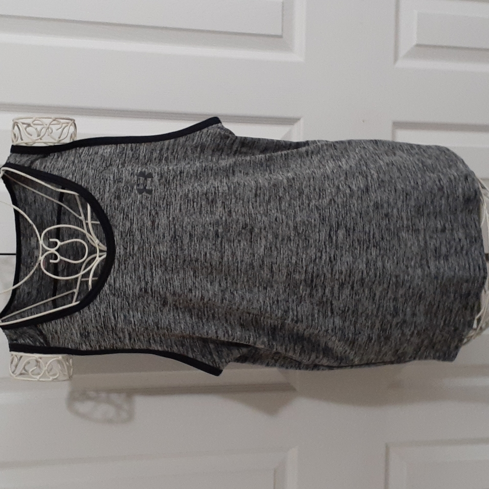 Women's Under Armour HeatGear Loose Athletic Tank Top Size L